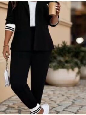 Black Women's Ponte Ankle Pants - Sleek Everyday Style